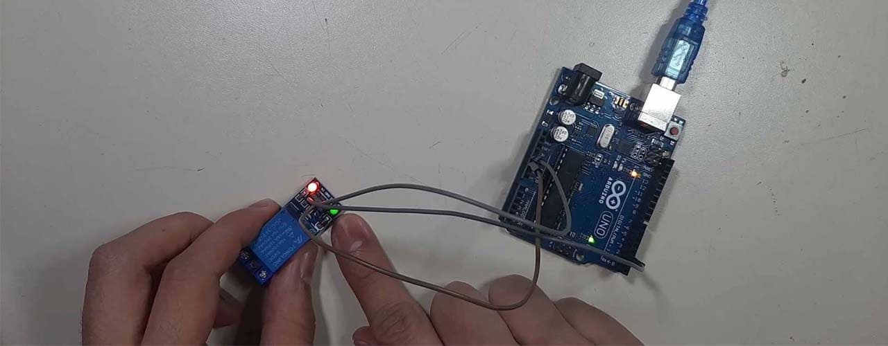 CÓMO ENCENDER un COMPRESOR con un RELÉ y ARDUINO